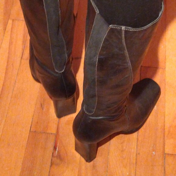 Anne Klein black leather boots - Picture 6 of 6